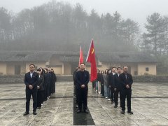 缅怀革命先烈 传承红色基因